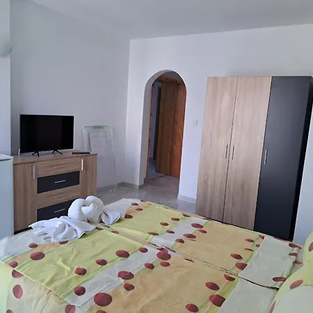 за гости кирови Affittacamere Ahtopol