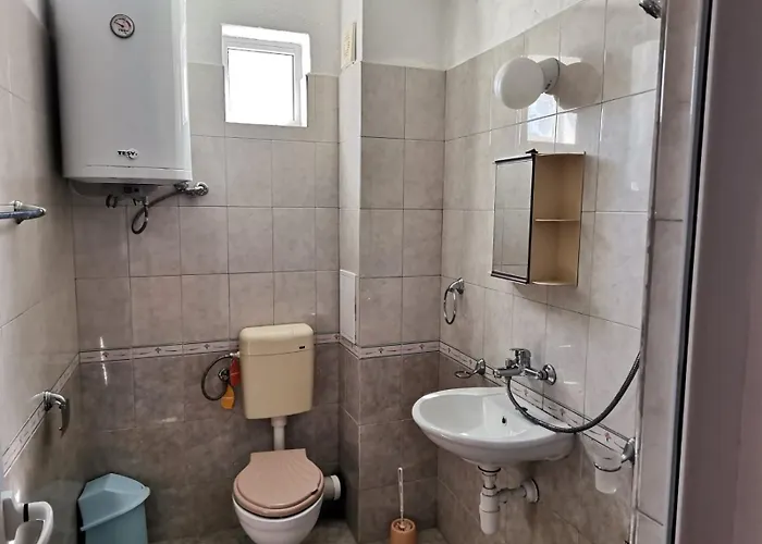 Casa de hóspedes за гости кирови *